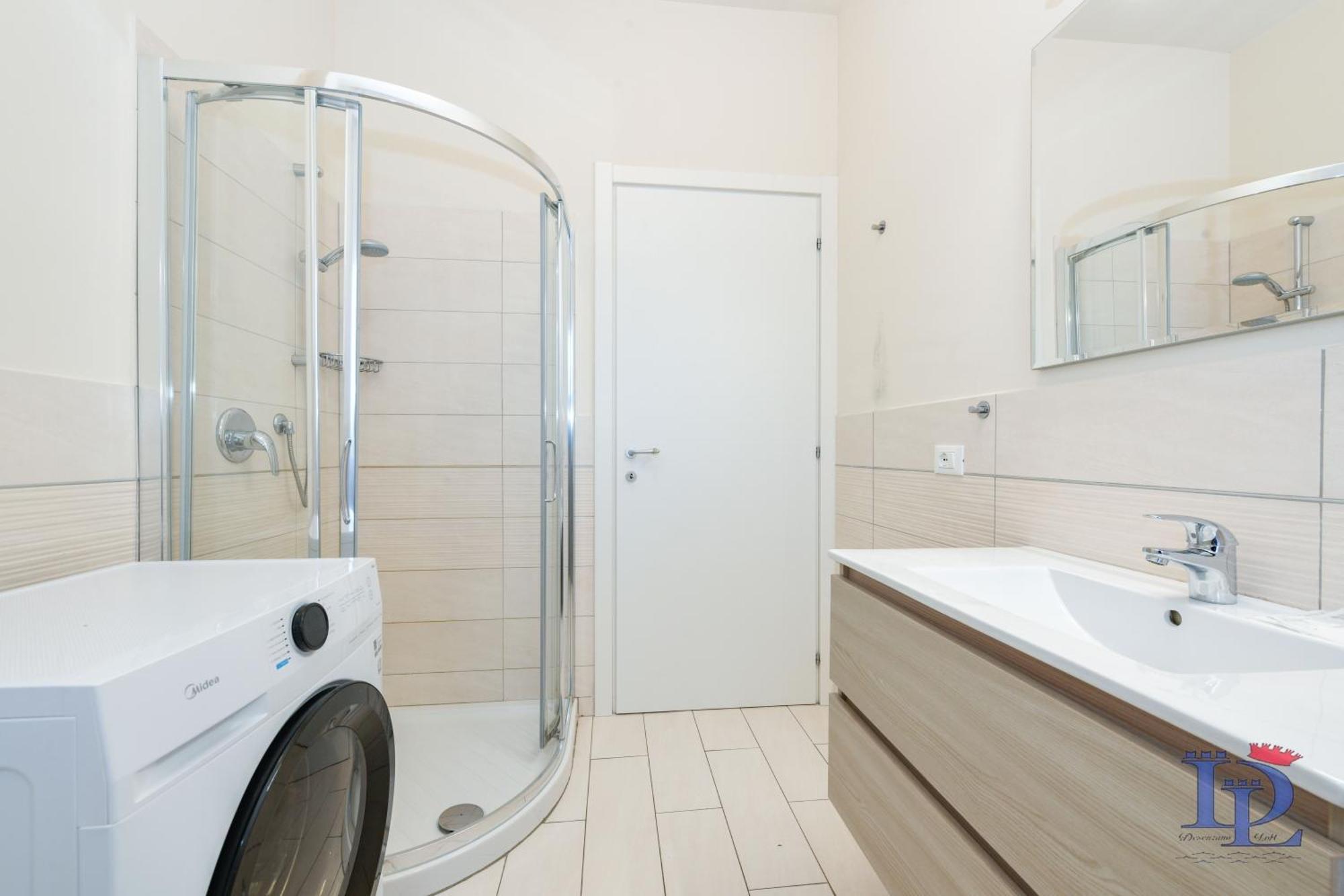 Desenzanoloft Official Partner Marriott Homes & Villas - A Casa Di Sara Family Apartment With Private Parking Desenzano del Garda Exterior photo